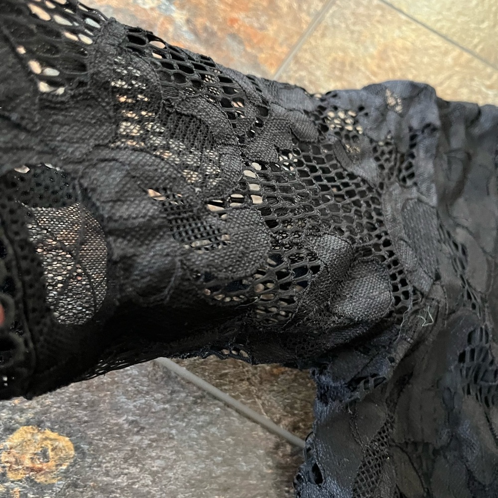 Women’s new Black lace crochet midi A line v neck asymmetrical dress. Size 10 - Picture 12 of 16